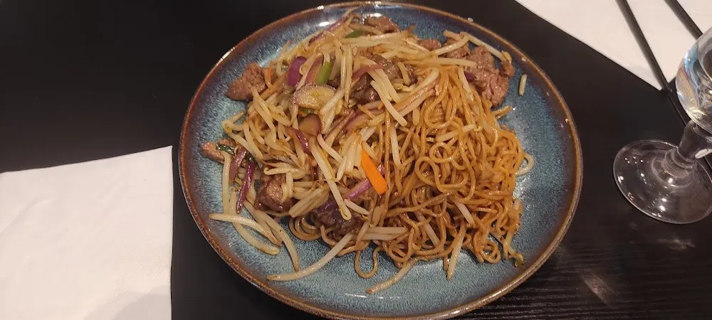 Nouilles Sautées Au Boeuf